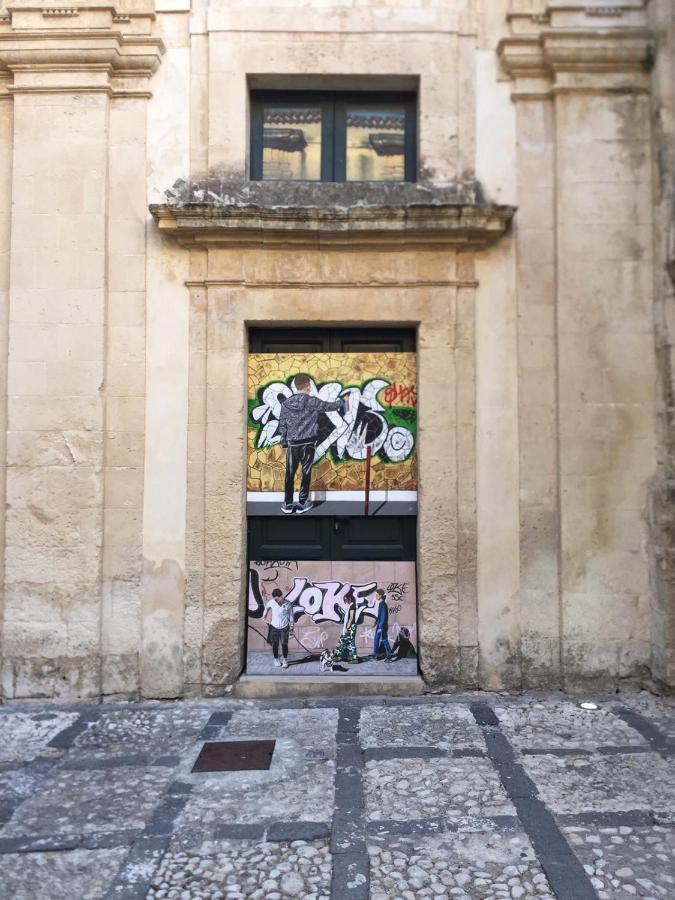 Landolina Palace Hotel Noto Bagian luar foto